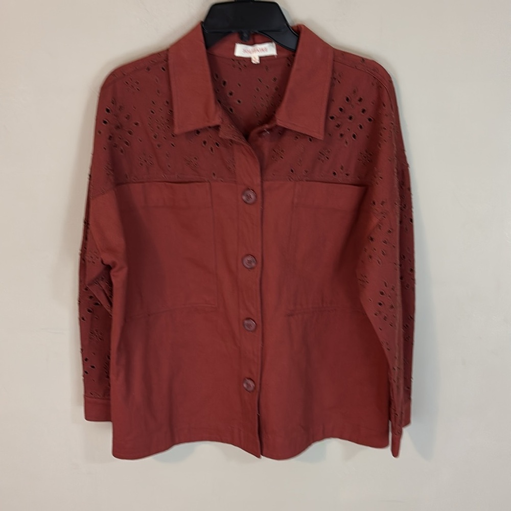 Solitaire Rust Brown  Heavy Cotton Top with Eyelet Details Size Large